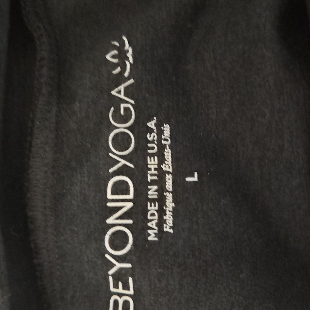 Beyond Yoga Top - Picture 5 of 6